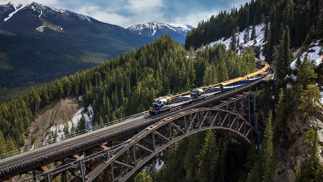 Canadian Rockies By Rail & Road