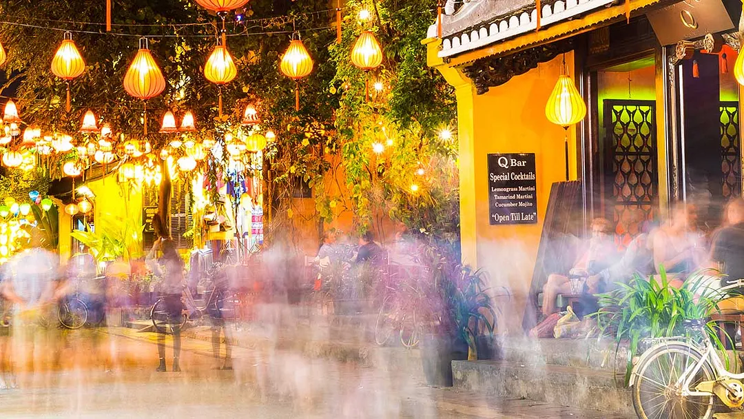 Family Discover Vietnam
