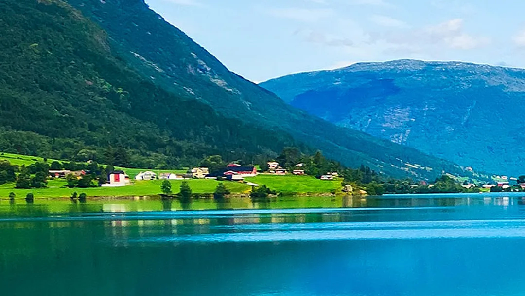 Mountains, Waterfalls & Fjords of Norway
