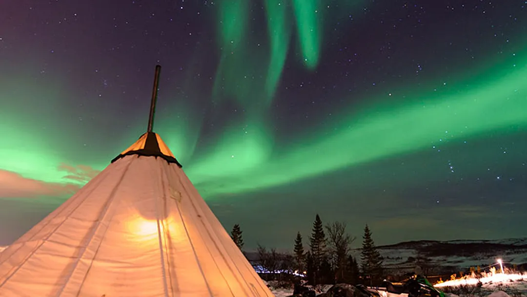 In Search of the Northern Lights