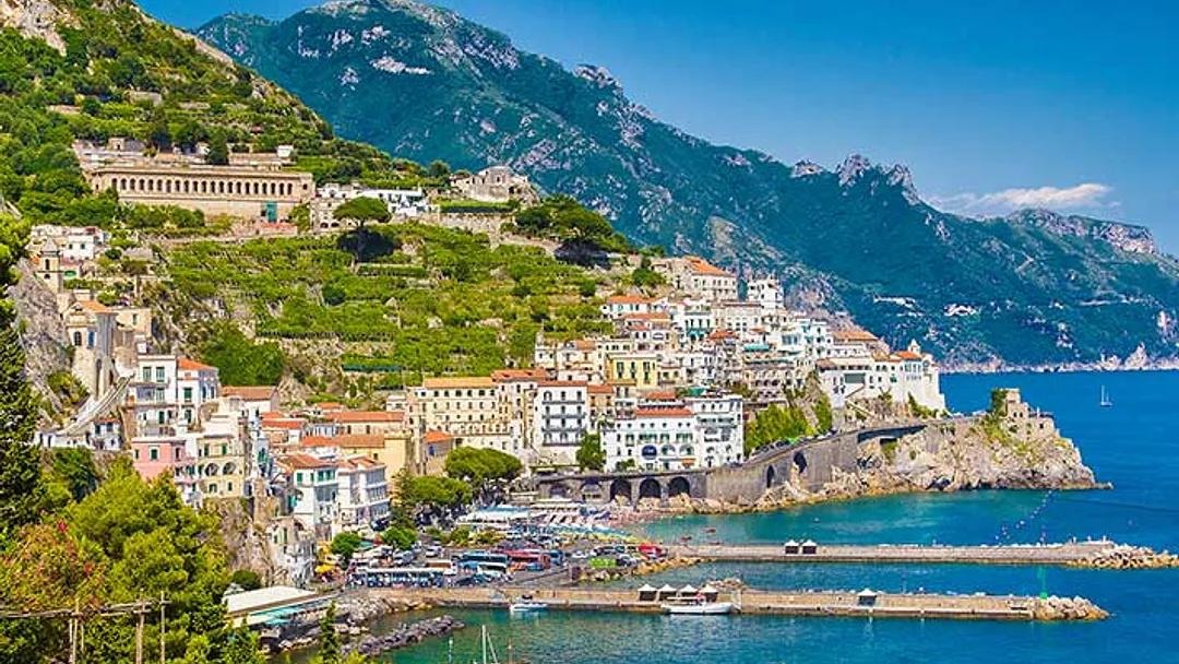 Cultural Mediterranean with the Amalfi Coast