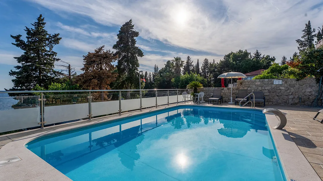 3* Villa Carmen Mlini