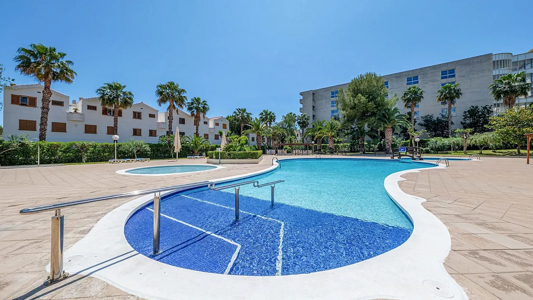 4* Estival Park Apartments