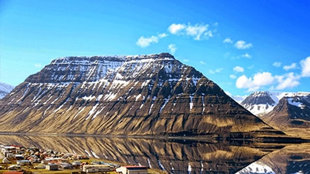 Northern Europe Luxury Cruise - London (Southampton) to Reykjavik