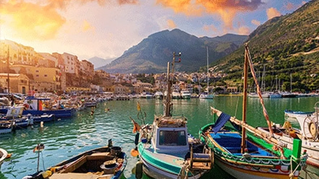 Mediterranean Luxury Cruise - Athens (Piraeus) to Athens (Piraeus)