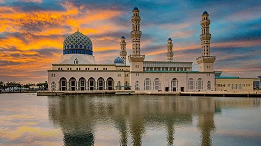 Asia Luxury Cruise - Singapore to Hong Kong