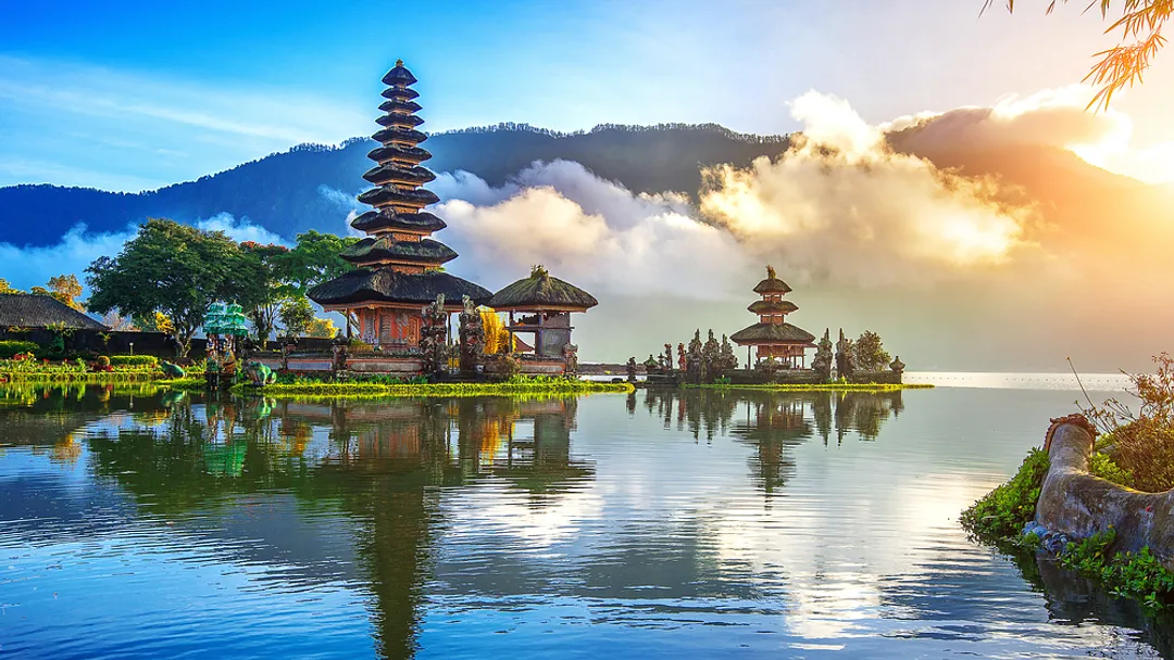 Vietnam, Indonesia & Australia Combination Cruise: Ha Long Bay, Bali & Brisbane by Azamara