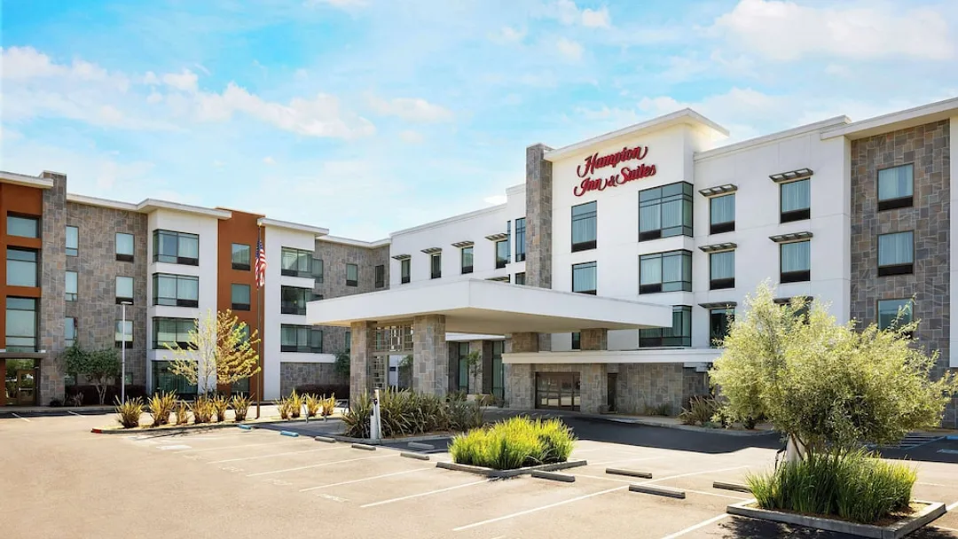  3* Hampton Inn & Suites Napa