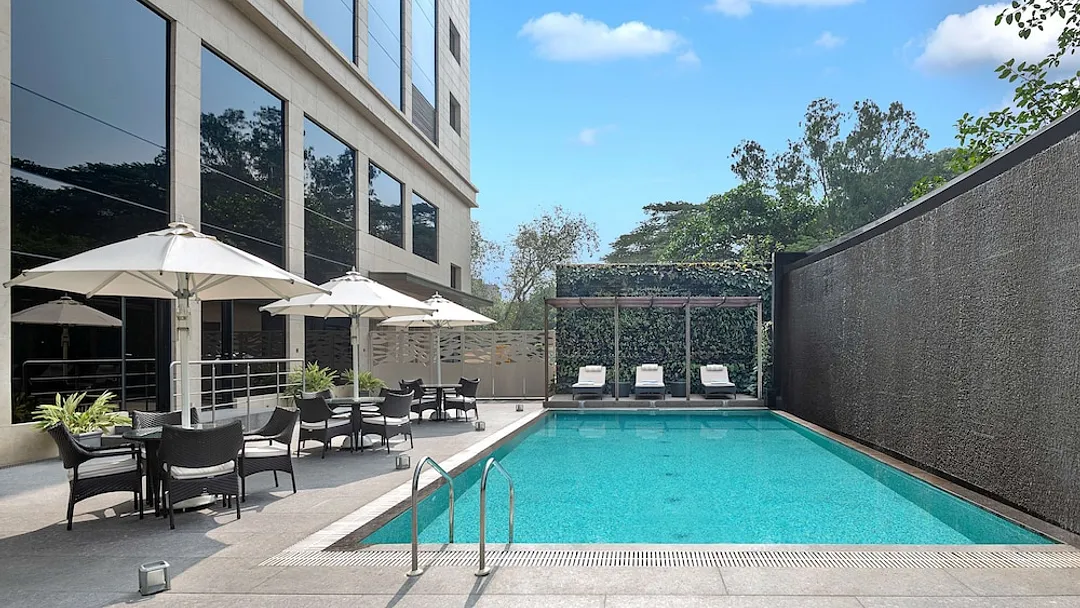  4* Radisson Mumbai Andheri MIDC