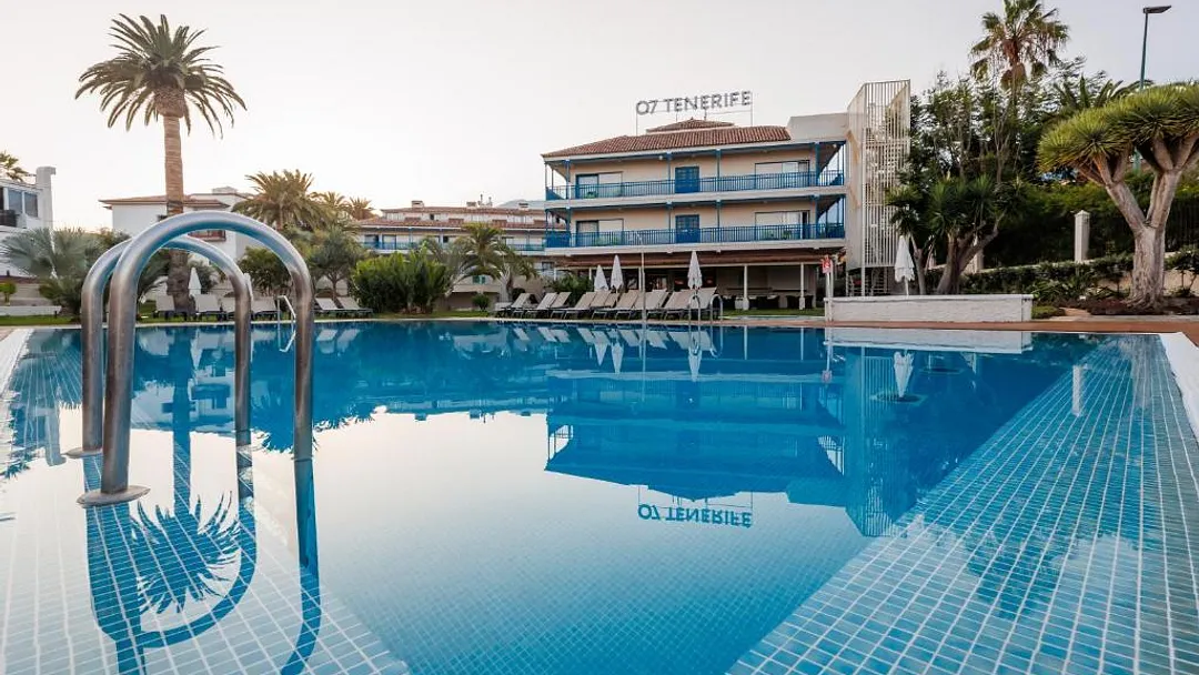  4* O7 Tenerife