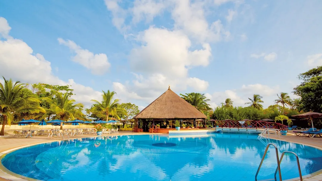  5* The Kairaba Beach Hotel