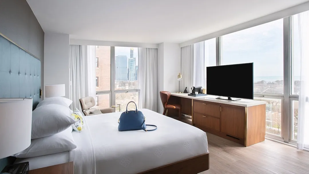  3* Le Méridien Essex Chicago