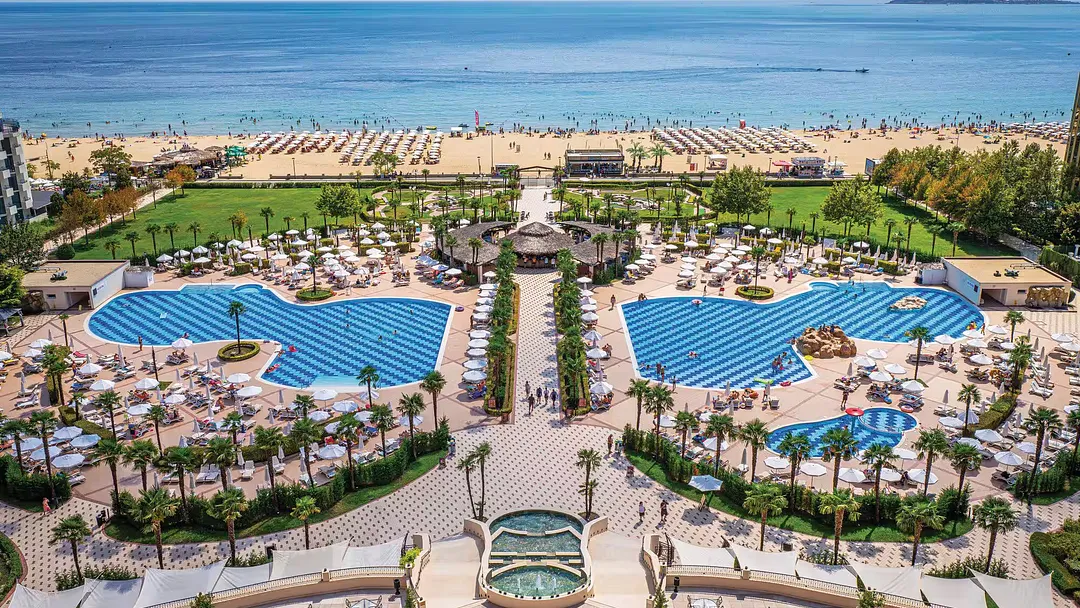 4* DIT Majestic Beach Resort