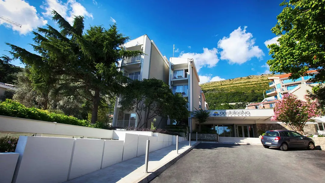 4* Castellastva Hotel