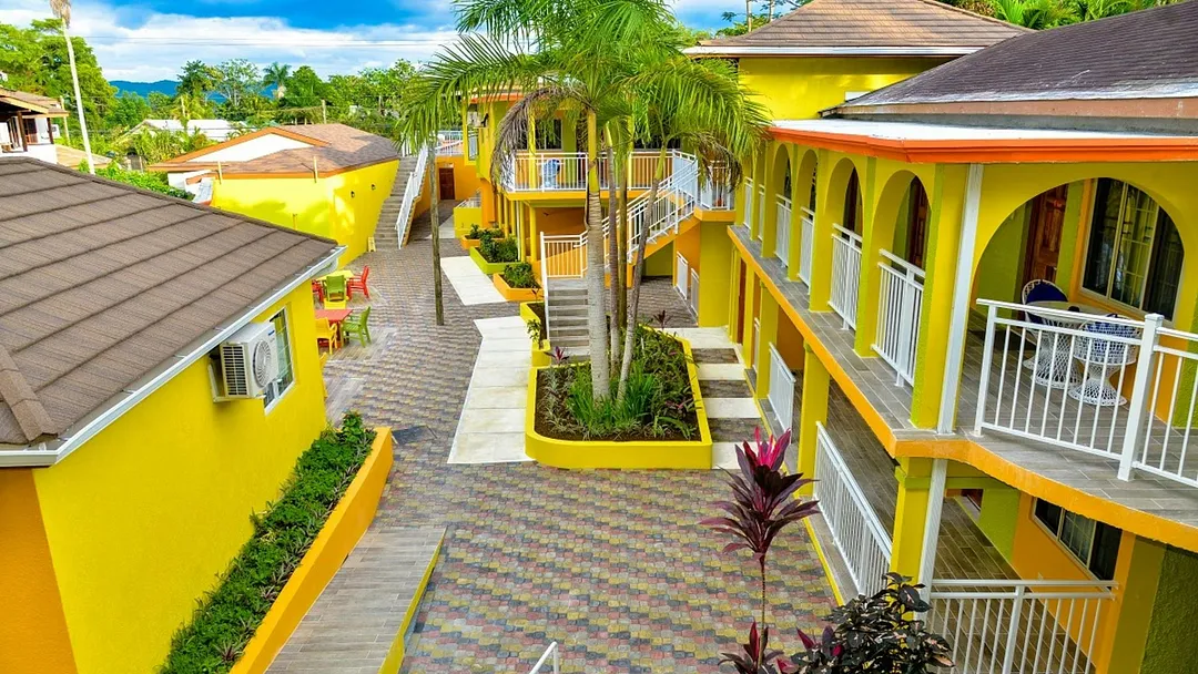 4* Coco La Palm Seaside Resort