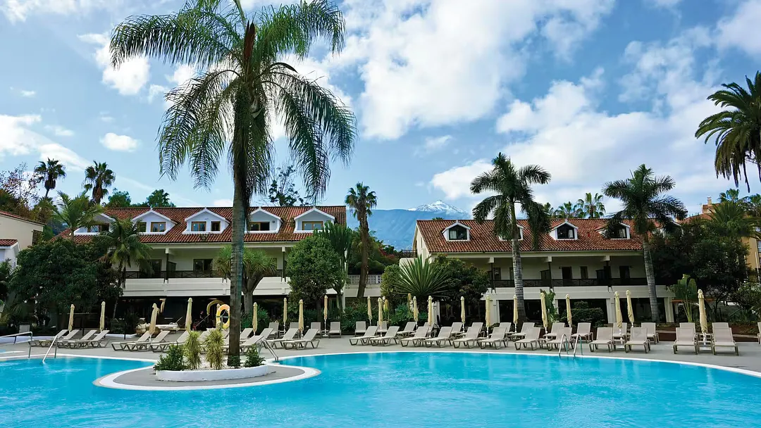 4.5* Radisson Resort & Residences Tenerife